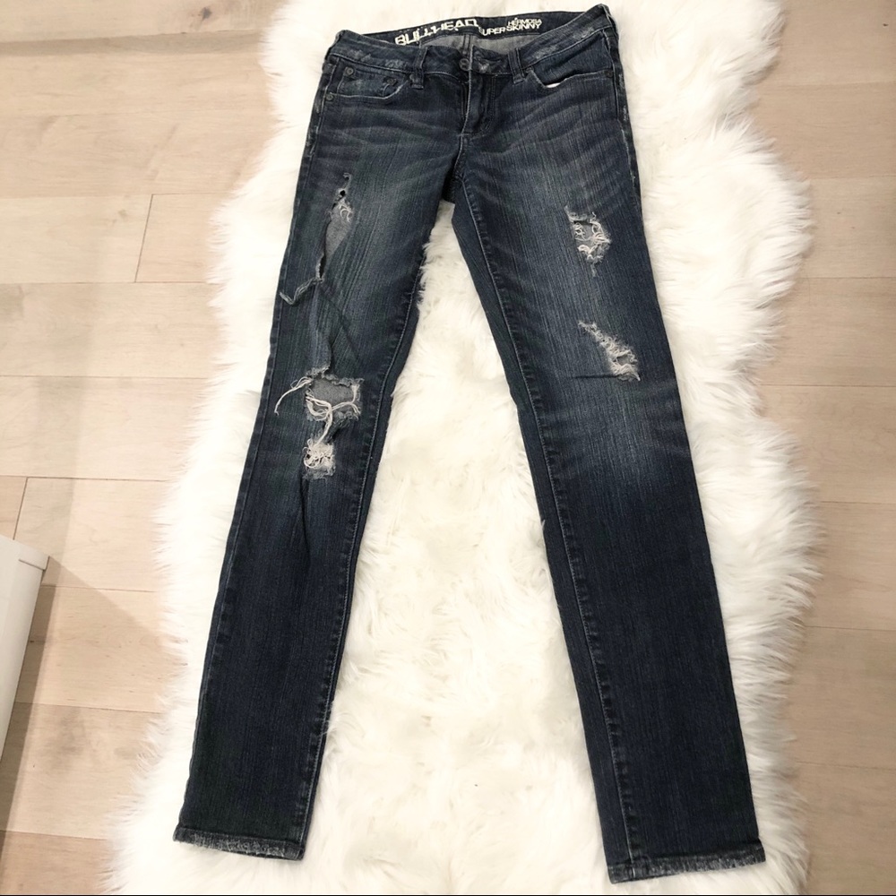 Bullhead Ripped Jeans